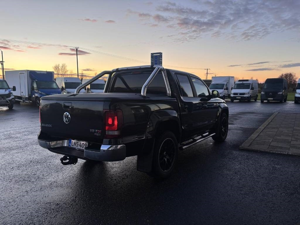 Volkswagen Amarok V6 - Pick-up: photos 4 Volkswagen Amarok V6 - Pick-up: photos 4