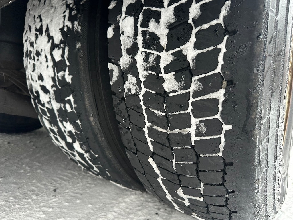 Volvo FH 13 500hv 8x4*4 - Camion grue: photos 4 Volvo FH 13 500hv 8x4*4 - Camion grue: photos 4