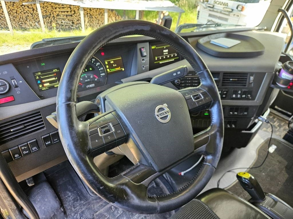 Camion grumier Volvo FH 16 750 8x4 76tn yhdistelmä: photos 10 Camion grumier Volvo FH 16 750 8x4 76tn yhdistelmä: photos 10
