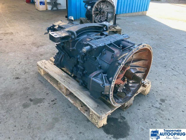 MAN 81.32004-6462 Gearkasse / Gearbox retarder - Boîte de vitesse et pièces pour Camion: photos 2 MAN 81.32004-6462 Gearkasse / Gearbox retarder - Boîte de vitesse et pièces pour Camion: photos 2