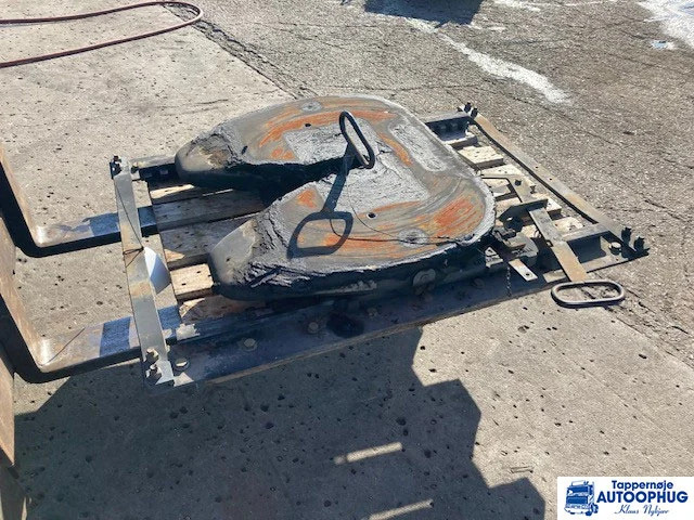 MAN JOST flytbar skammel - Sellette d'attelage pour Camion: photos 3 MAN JOST flytbar skammel - Sellette d'attelage pour Camion: photos 3