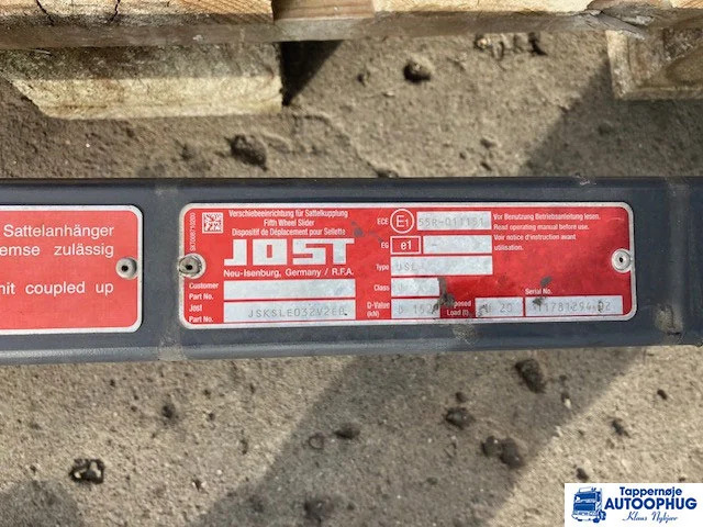Scania JOST skammel flytbar - Sellette d'attelage pour Camion: photos 5 Scania JOST skammel flytbar - Sellette d'attelage pour Camion: photos 5