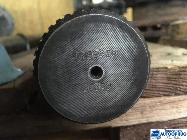 Scania R885 stikaksel P/N: 1796906 / 1796908 - Différentiel pour Camion: photos 2 Scania R885 stikaksel P/N: 1796906 / 1796908 - Différentiel pour Camion: photos 2