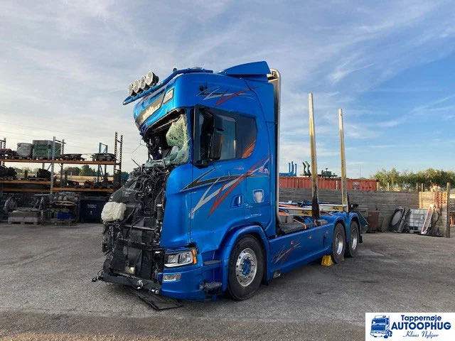Scania S650 6X4 ONLY PARTS - Camion grumier: photos 1 Scania S650 6X4 ONLY PARTS - Camion grumier: photos 1