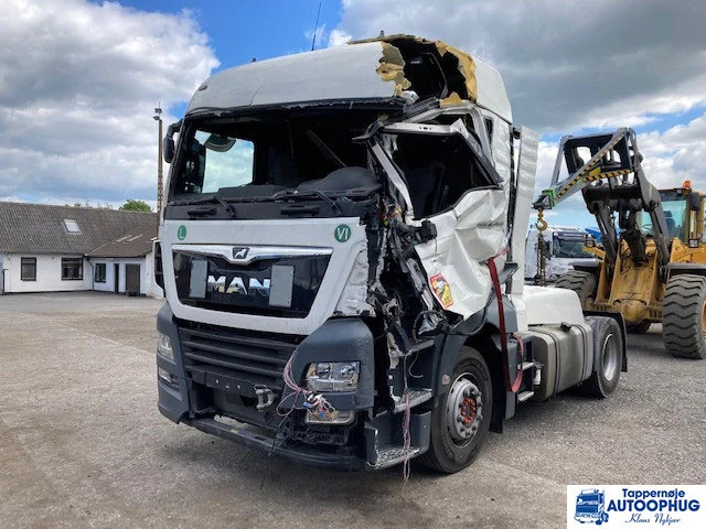 MAN TGX 18.460 - Tracteur routier: photos 1 MAN TGX 18.460 - Tracteur routier: photos 1
