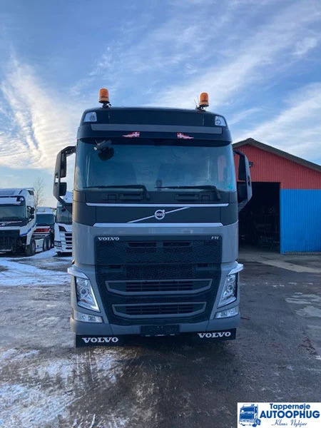Volvo FH500 6X2 Only parts - Tracteur routier: photos 1 Volvo FH500 6X2 Only parts - Tracteur routier: photos 1