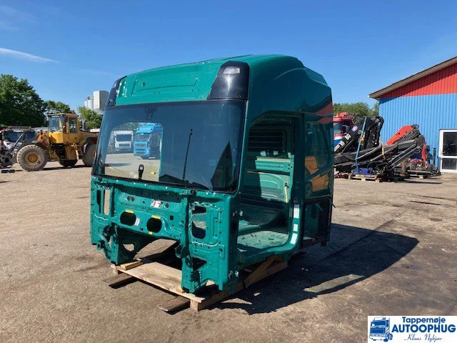 Volvo FH4 førerhus / cabine / CAP HI 215 - Carrosserie et extérieur pour Camion: photos 2 Volvo FH4 førerhus / cabine / CAP HI 215 - Carrosserie et extérieur pour Camion: photos 2