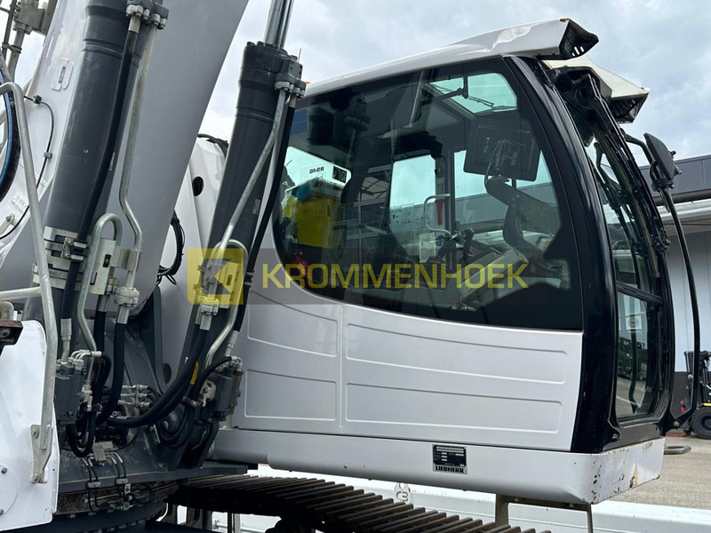 Pelle Liebherr R 946 LC Cosben 27 Meter Telescooparm: photos 17