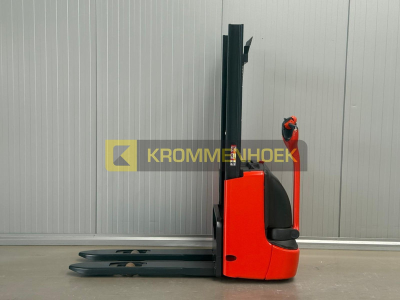 Linde L 10 - Gerbeur: photos 1 Linde L 10 - Gerbeur: photos 1