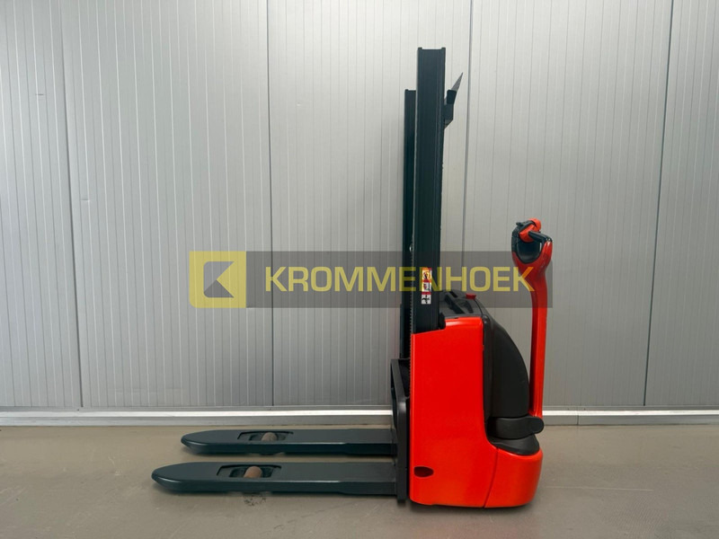 Linde L 10 - Gerbeur: photos 2 Linde L 10 - Gerbeur: photos 2