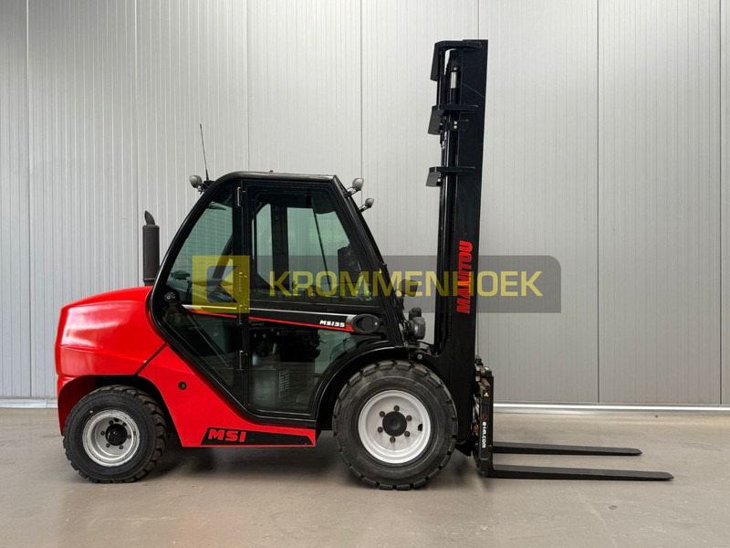 Manitou MSI 35 - Chariot élévateur diesel: photos 5 Manitou MSI 35 - Chariot élévateur diesel: photos 5