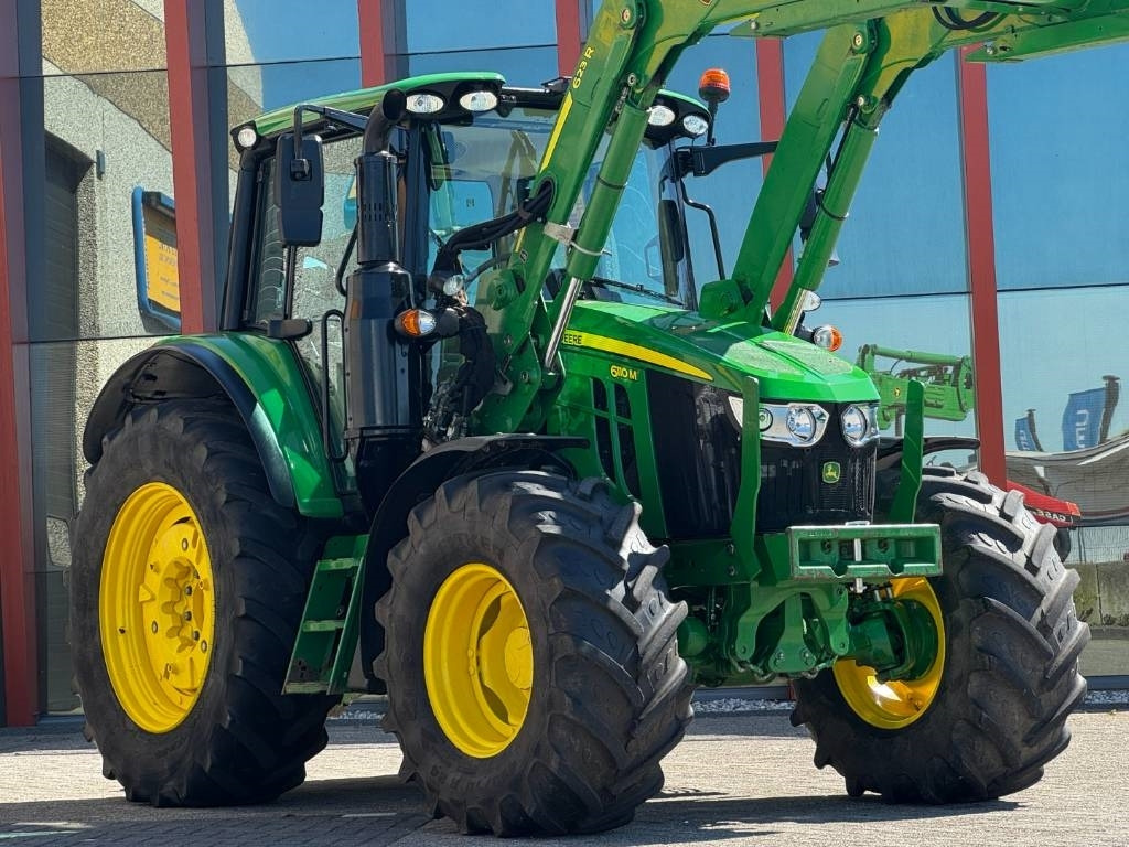 John Deere 6110M, 2021, Auto Power, 623R frontloader!! - Tracteur agricole: photos 4 John Deere 6110M, 2021, Auto Power, 623R frontloader!! - Tracteur agricole: photos 4