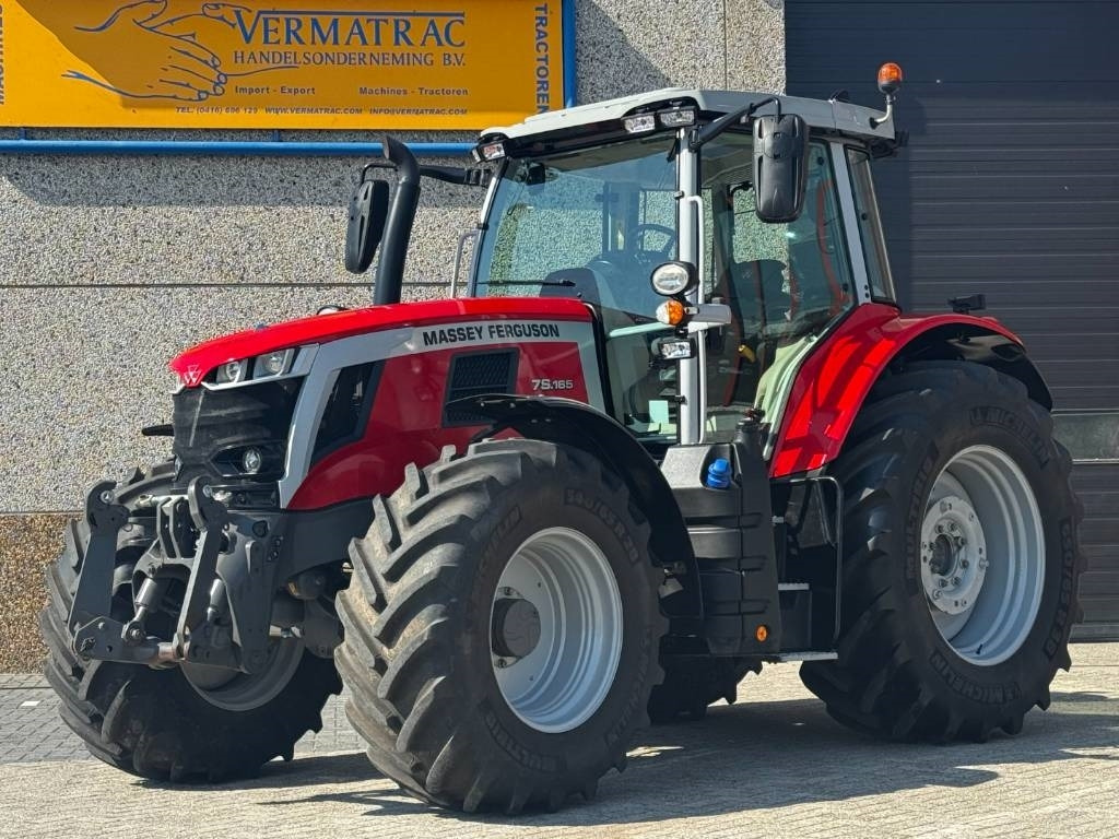 Massey Ferguson 7S165 EFFICIENT, DYNA 6, TOPCON GPS, 1082 hours!! - Tracteur agricole: photos 1 Massey Ferguson 7S165 EFFICIENT, DYNA 6, TOPCON GPS, 1082 hours!! - Tracteur agricole: photos 1