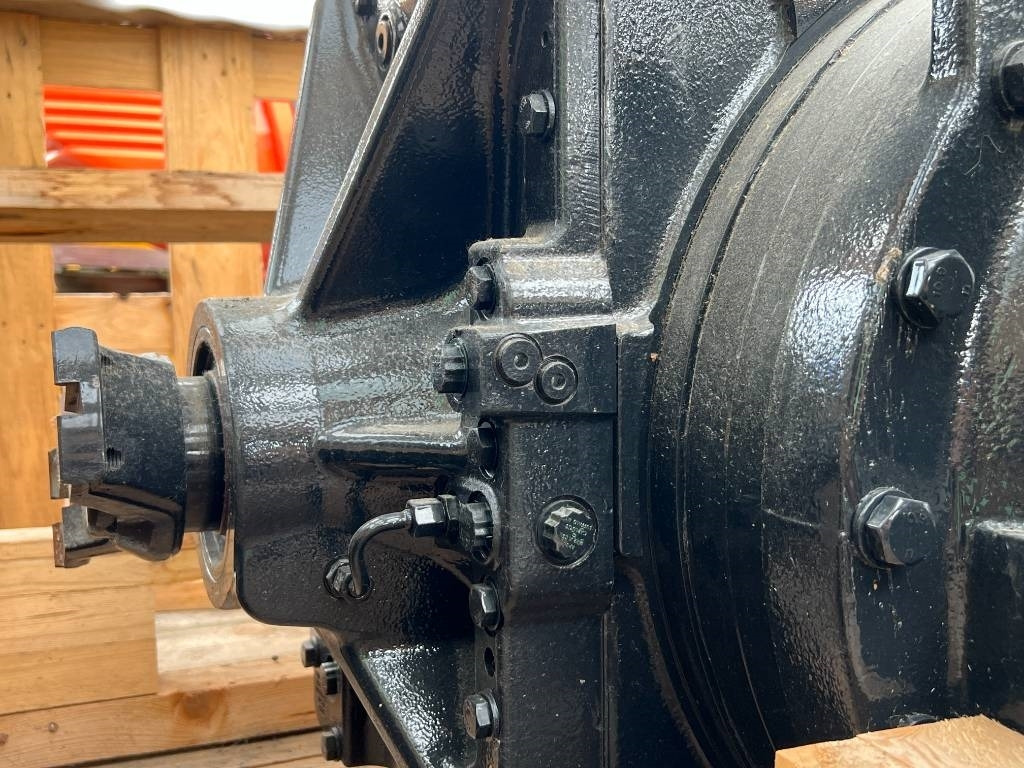 Frame/ Châssis pour Machine agricole neuf New Holland Front Axle New Holland T9 / Case Steiger - CNH -: photos 8