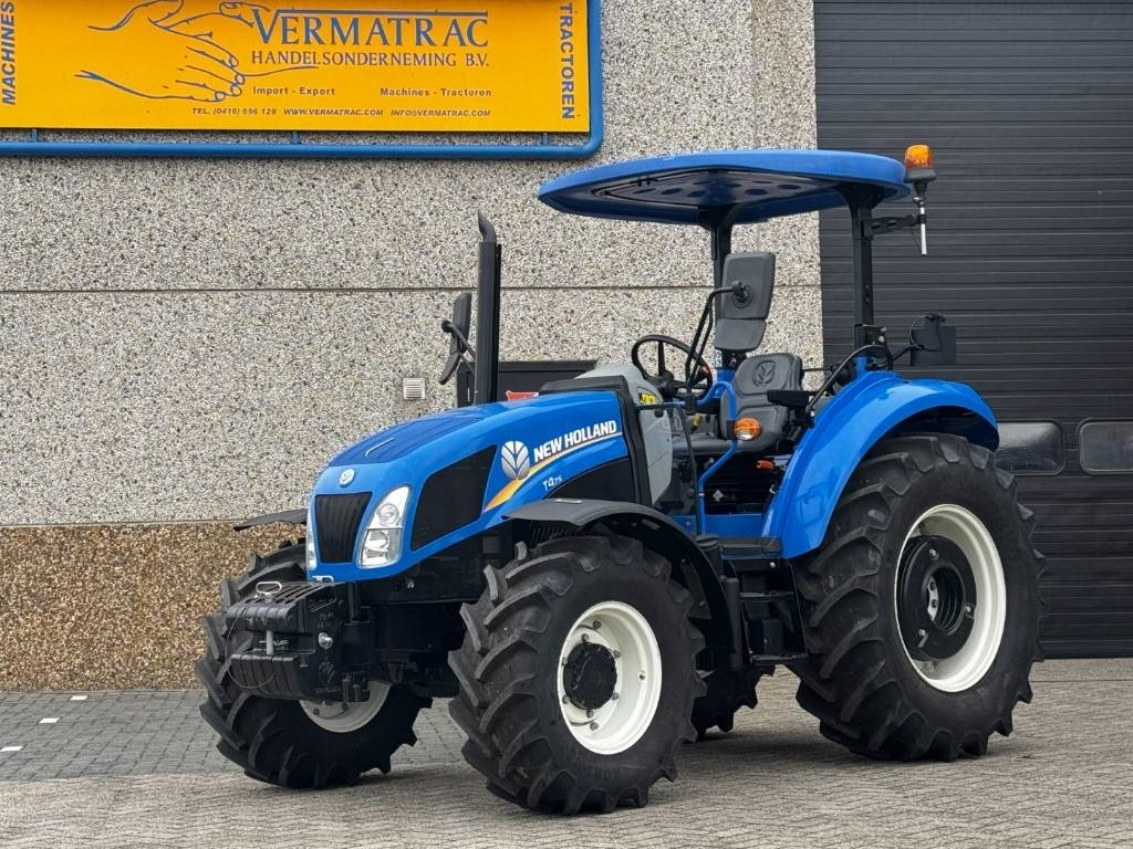 New Holland T4.75, Power Shuttle, creepspeed, ROPS! - Tracteur agricole: photos 1 New Holland T4.75, Power Shuttle, creepspeed, ROPS! - Tracteur agricole: photos 1