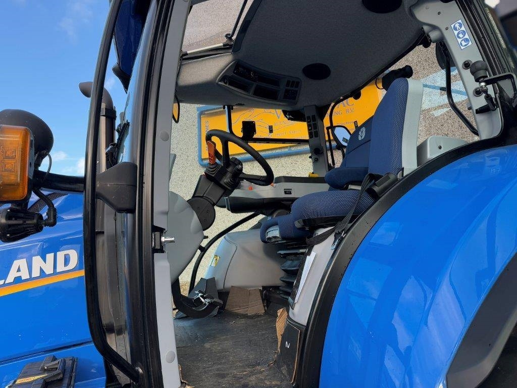 Tracteur agricole New Holland T6.180 Dynamic Command,: photos 21