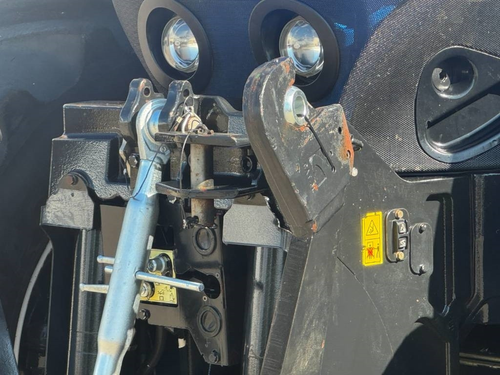 New Holland T7.245 Auto Command, GPS complete, - Tracteur agricole: photos 4 New Holland T7.245 Auto Command, GPS complete, - Tracteur agricole: photos 4