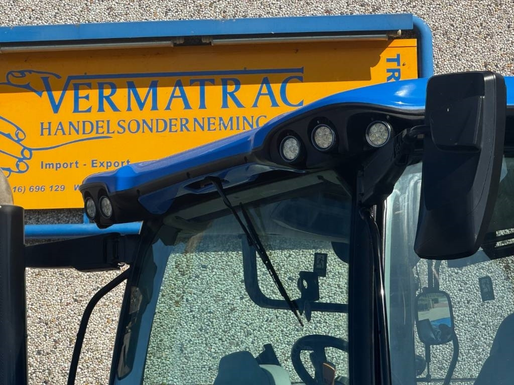 New Holland T7.245 Auto Command, GPS complete, - Tracteur agricole: photos 3 New Holland T7.245 Auto Command, GPS complete, - Tracteur agricole: photos 3