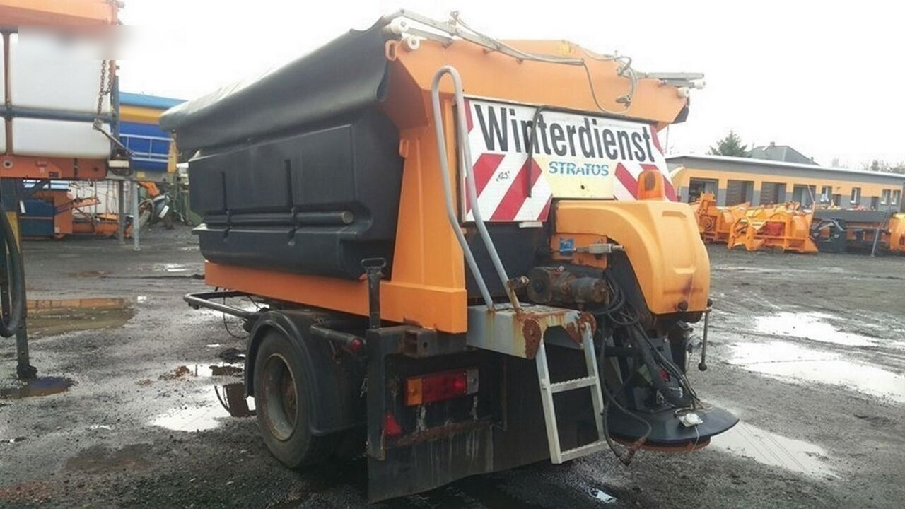 Schmidt Przyczepka 3,5m3 - Epandeur de sable: photos 5 Schmidt Przyczepka 3,5m3 - Epandeur de sable: photos 5