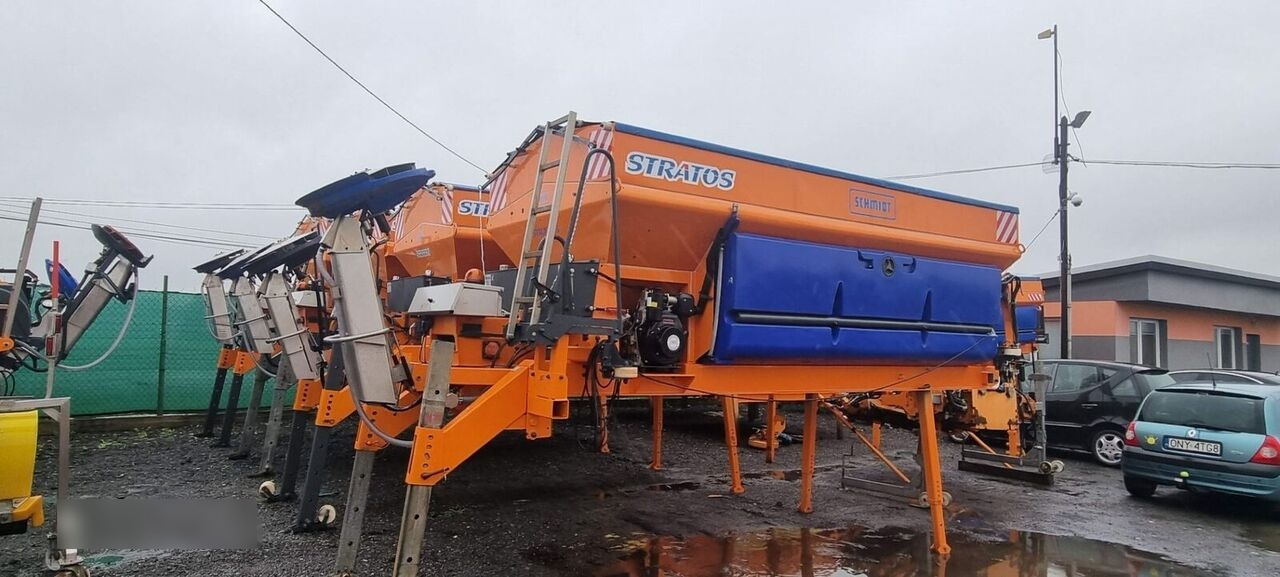 Schmidt odnowiona 2022 - Epandeur de sable pour Véhicule de voirie/ Spécial: photos 3 Schmidt odnowiona 2022 - Epandeur de sable pour Véhicule de voirie/ Spécial: photos 3