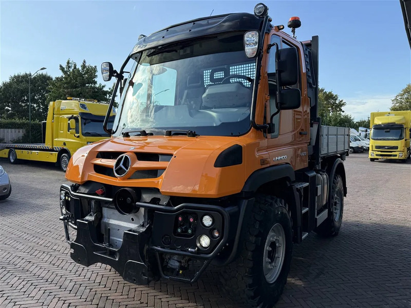 Camion Mercedes-Benz Unimog U 218 Kipper 3 Seats 4WD AGRI Euro 6: photos 18