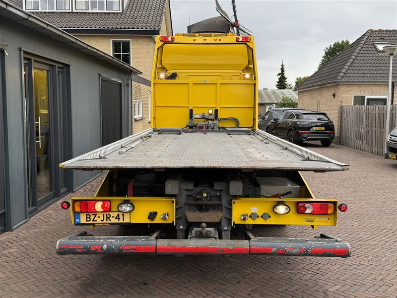 DAF CF 65.300 Towtruck Depannage Lier Brille Sleeper 640x242x104 cm - Remorqueuse: photos 5 DAF CF 65.300 Towtruck Depannage Lier Brille Sleeper 640x242x104 cm - Remorqueuse: photos 5