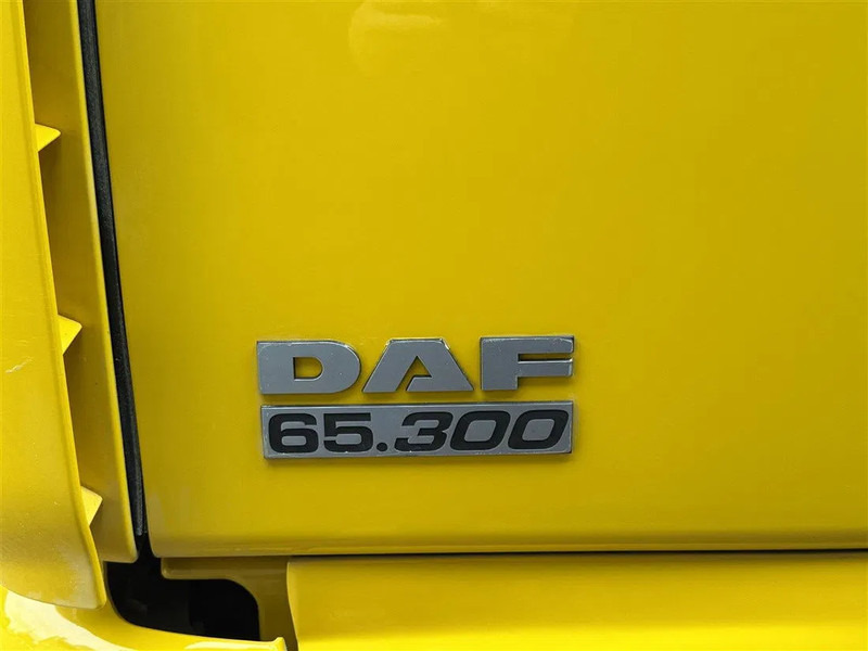 Remorqueuse DAF CF 65.300 Towtruck Depannage Lier Brille Sleeper 640x242x104 cm: photos 16 Remorqueuse DAF CF 65.300 Towtruck Depannage Lier Brille Sleeper 640x242x104 cm: photos 16