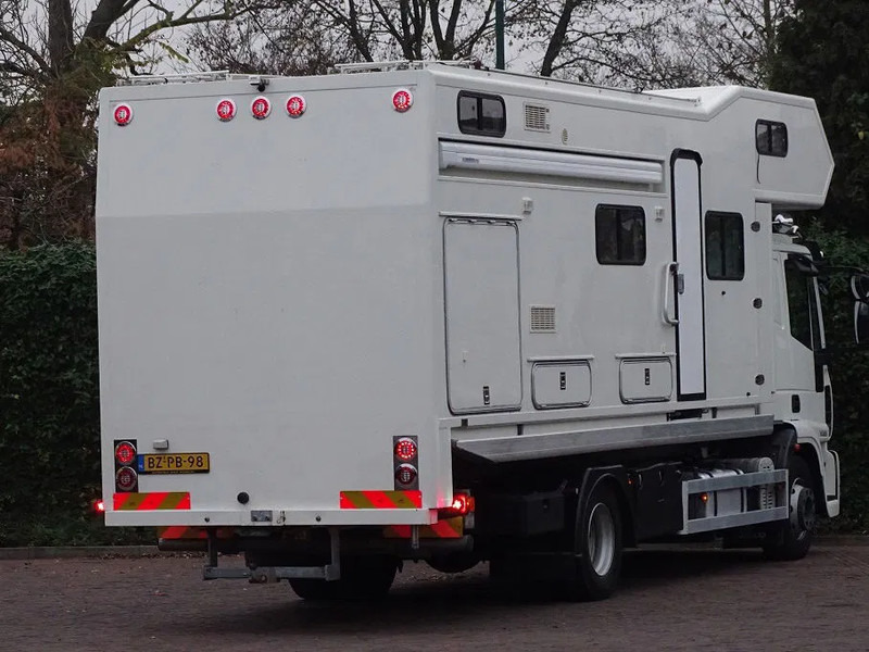Iveco Eurocargo 12.250 AUT LEER CAM CAMPERUNIT TKM 31000 - Remorqueuse: photos 2 Iveco Eurocargo 12.250 AUT LEER CAM CAMPERUNIT TKM 31000 - Remorqueuse: photos 2