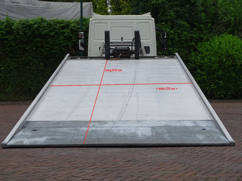 Iveco Eurocargo 12.250 AUT LEER CAM CAMPERUNIT TKM 31000 - Remorqueuse: photos 4 Iveco Eurocargo 12.250 AUT LEER CAM CAMPERUNIT TKM 31000 - Remorqueuse: photos 4