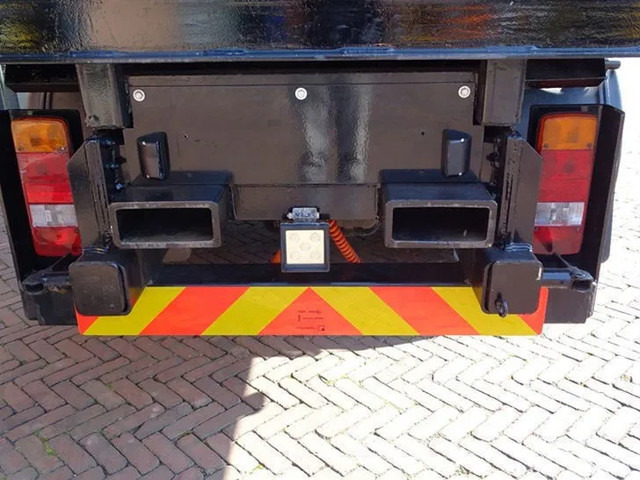 MAN TGM 18.290 PICK-UP KOOIAAP LOADCAP 11TON - Camion plateau: photos 4 MAN TGM 18.290 PICK-UP KOOIAAP LOADCAP 11TON - Camion plateau: photos 4