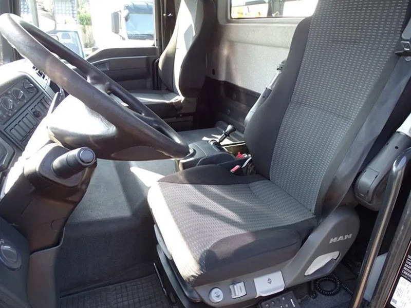 MAN TGM 18.290 PICK-UP KOOIAAP LOADCAP 11TON - Camion plateau: photos 5 MAN TGM 18.290 PICK-UP KOOIAAP LOADCAP 11TON - Camion plateau: photos 5