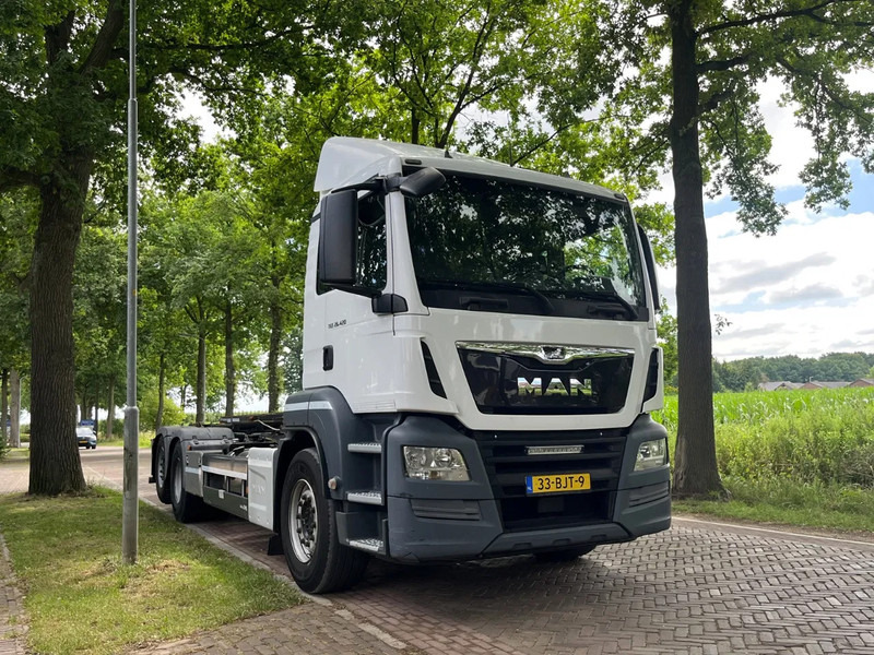 MAN TGS 26.420 CONTAINERSYSTEEM (kabels) MANUEL - Camion porte-conteneur/ Caisse mobile: photos 1 MAN TGS 26.420 CONTAINERSYSTEEM (kabels) MANUEL - Camion porte-conteneur/ Caisse mobile: photos 1