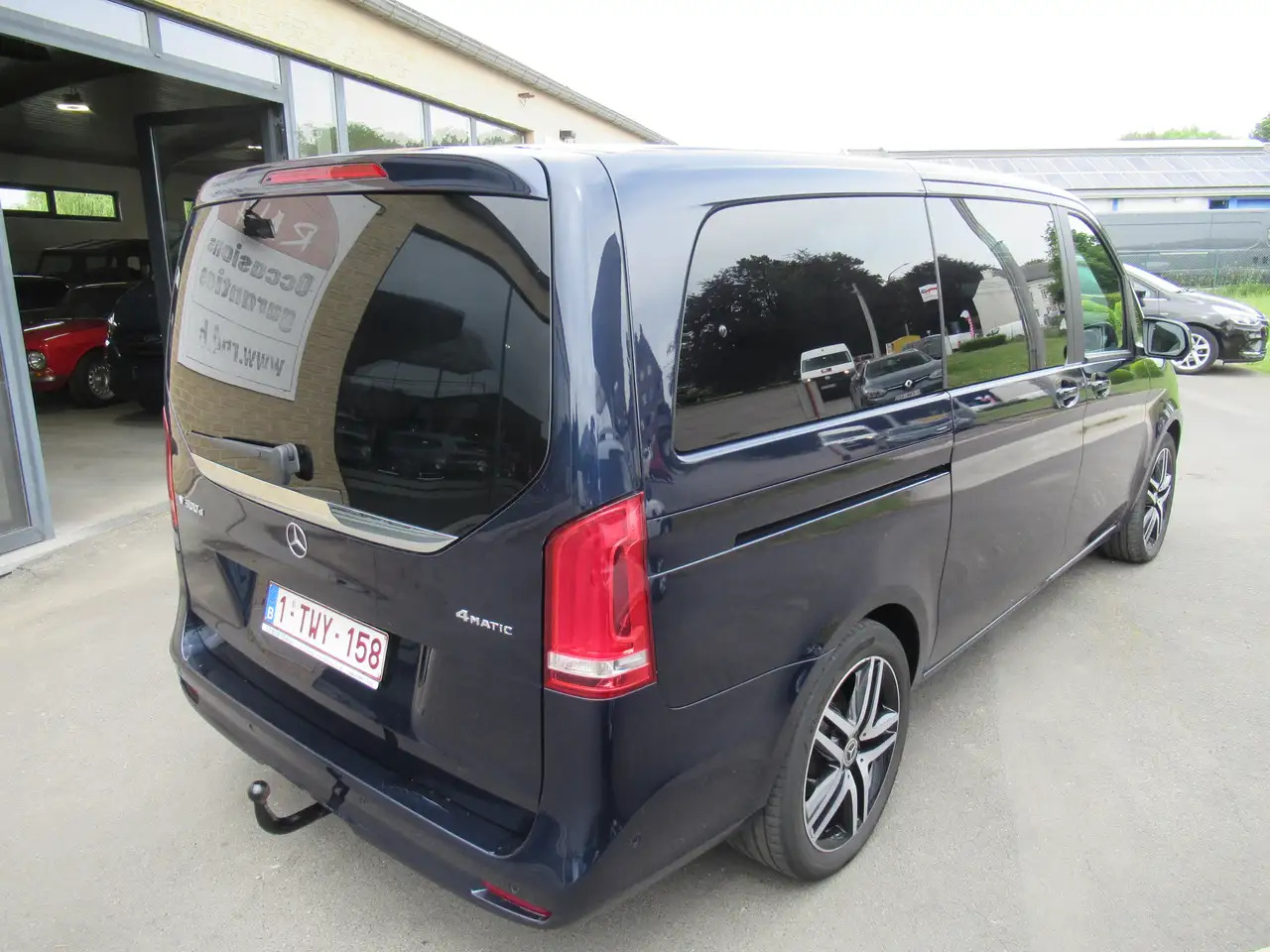 Mercedes-Benz V 300 d 4-Matic MWB toit pano 45000€+tva/btw - Utilitaire double cabine: photos 2 Mercedes-Benz V 300 d 4-Matic MWB toit pano 45000€+tva/btw - Utilitaire double cabine: photos 2