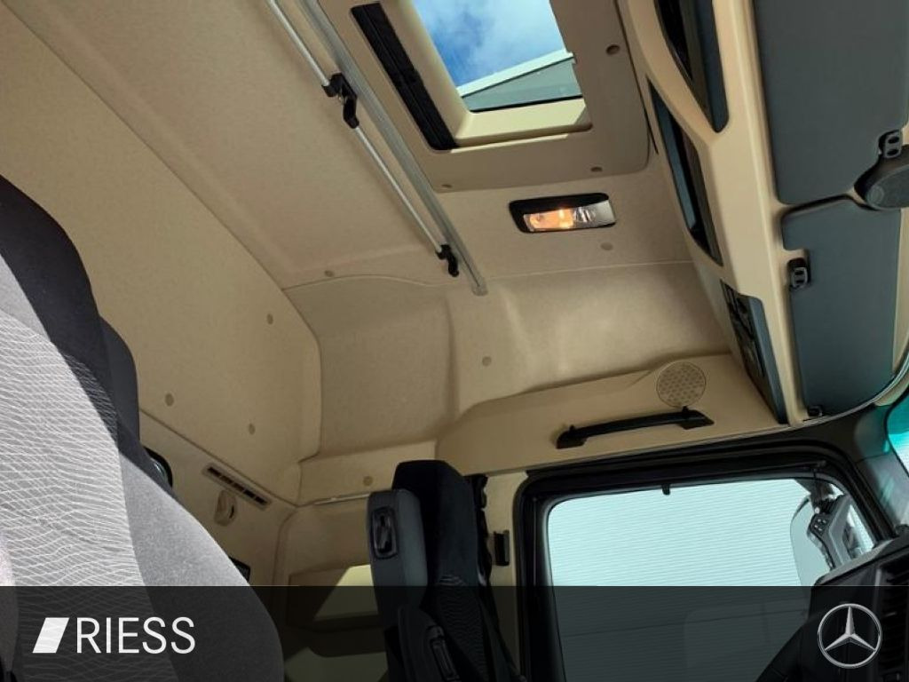 Mercedes-Benz 2551 L Abrollkipper mit HAD, gelenkter liftbarer — crédit-bail Mercedes-Benz 2551 L Abrollkipper mit HAD, gelenkter liftbarer: photos 8