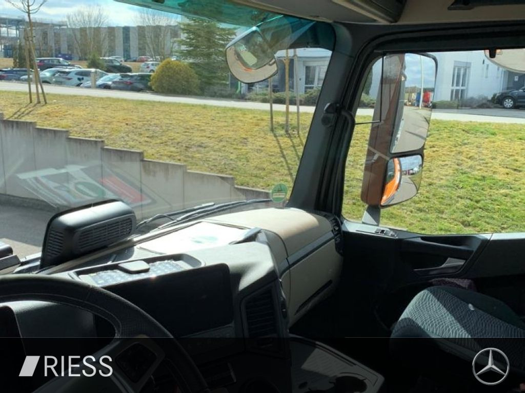 Mercedes-Benz 2551 L Abrollkipper mit HAD, gelenkter liftbarer — crédit-bail Mercedes-Benz 2551 L Abrollkipper mit HAD, gelenkter liftbarer: photos 9