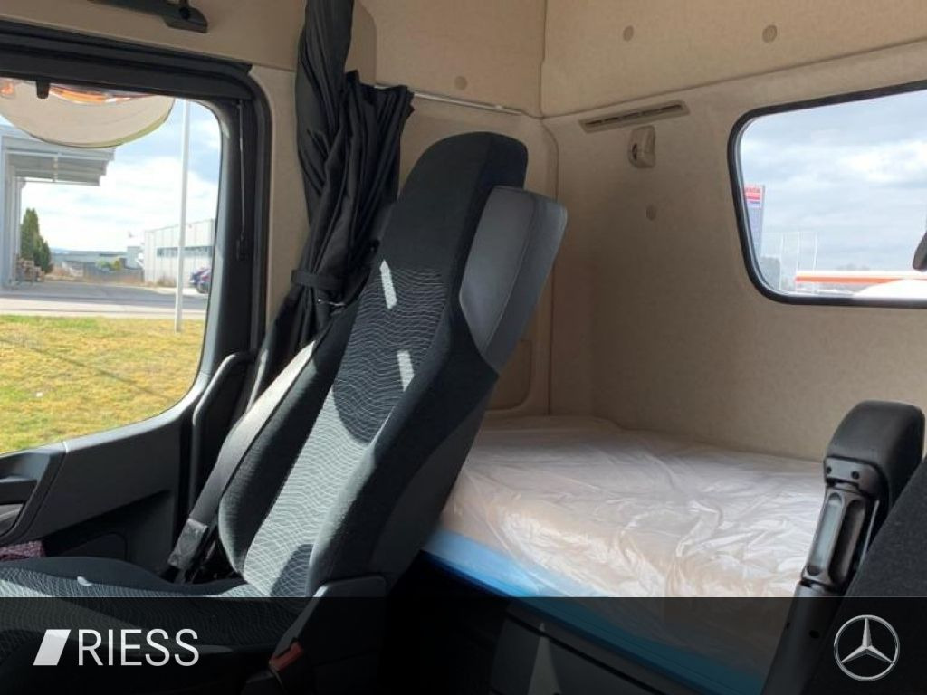 Mercedes-Benz 2551 L Abrollkipper mit HAD, gelenkter liftbarer — crédit-bail Mercedes-Benz 2551 L Abrollkipper mit HAD, gelenkter liftbarer: photos 7