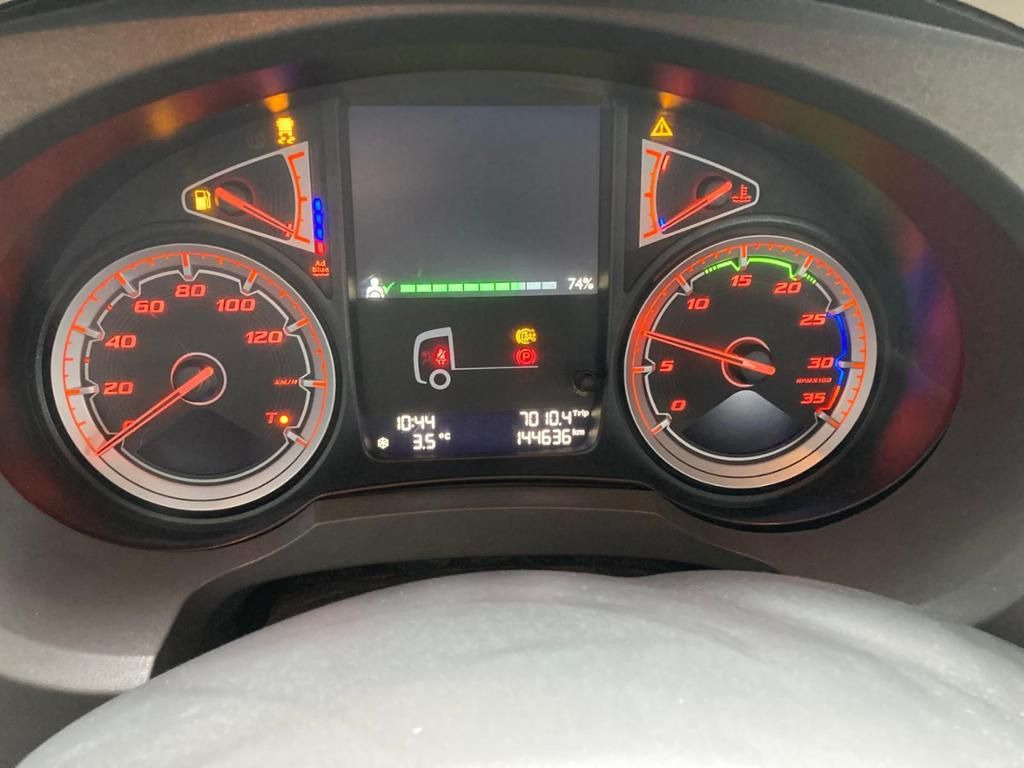 Châssis cabine DAF LF 210 FA Standheizung / 5.00m Rd / 7.490kg DAF LF 210 FA Standheizung / 5.00m Rd / 7.490kg: photos 9