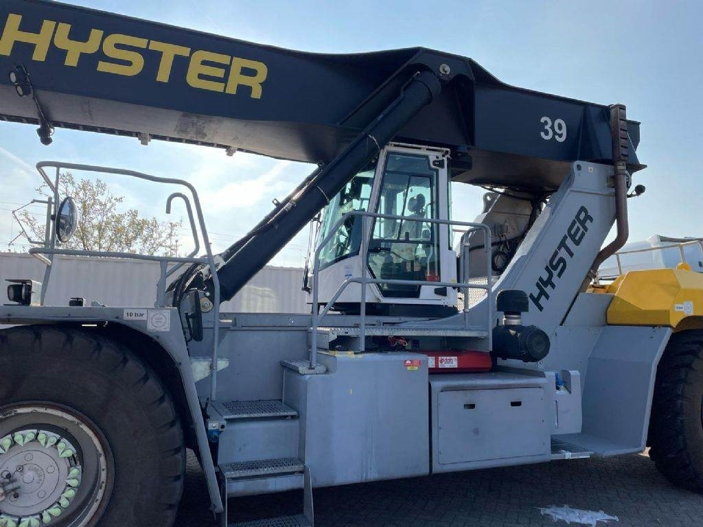 Hyster RS46-41XD/67S - Reach stacker: photos 5 Hyster RS46-41XD/67S - Reach stacker: photos 5