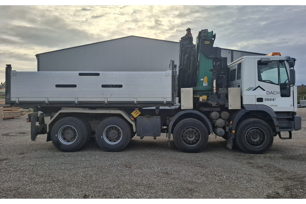 IVECO 480 EUROTRAKKER 8x4/TÜV/Palfinger PK 44002 G/MEILLER - Camion grue: photos 2 IVECO 480 EUROTRAKKER 8x4/TÜV/Palfinger PK 44002 G/MEILLER - Camion grue: photos 2