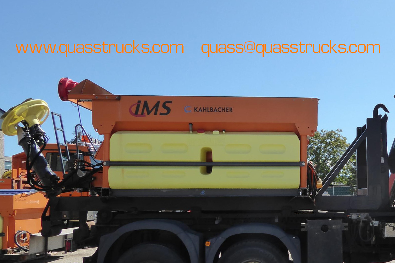 KÜPPER-WEISSER /GMEINER/BUCHER Feuchtsalzstreuer Salzstreuer Streuer auf Abrollgestell - Camion ampliroll: photos 3 KÜPPER-WEISSER /GMEINER/BUCHER Feuchtsalzstreuer Salzstreuer Streuer auf Abrollgestell - Camion ampliroll: photos 3