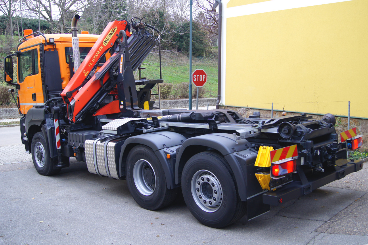 MAN TGS 28.400 BL 6x4-4/PK 12002 D/PALIFT/Winterdienst/Streuer/Pflug - Camion benne, Camion grue: photos 3 MAN TGS 28.400 BL 6x4-4/PK 12002 D/PALIFT/Winterdienst/Streuer/Pflug - Camion benne, Camion grue: photos 3