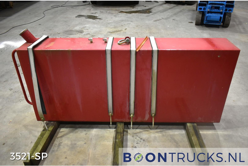 Onbekend BRANDSTOFTANK | L 30 x W 183 x H 77 cm * ca 400 L - Réservoir de carburant: photos 2 Onbekend BRANDSTOFTANK | L 30 x W 183 x H 77 cm * ca 400 L - Réservoir de carburant: photos 2