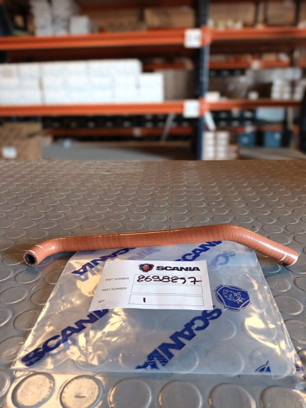 SCANIA HOSE - 2698257 - Conduite/ Flexible de frein pour Camion: photos 1 SCANIA HOSE - 2698257 - Conduite/ Flexible de frein pour Camion: photos 1