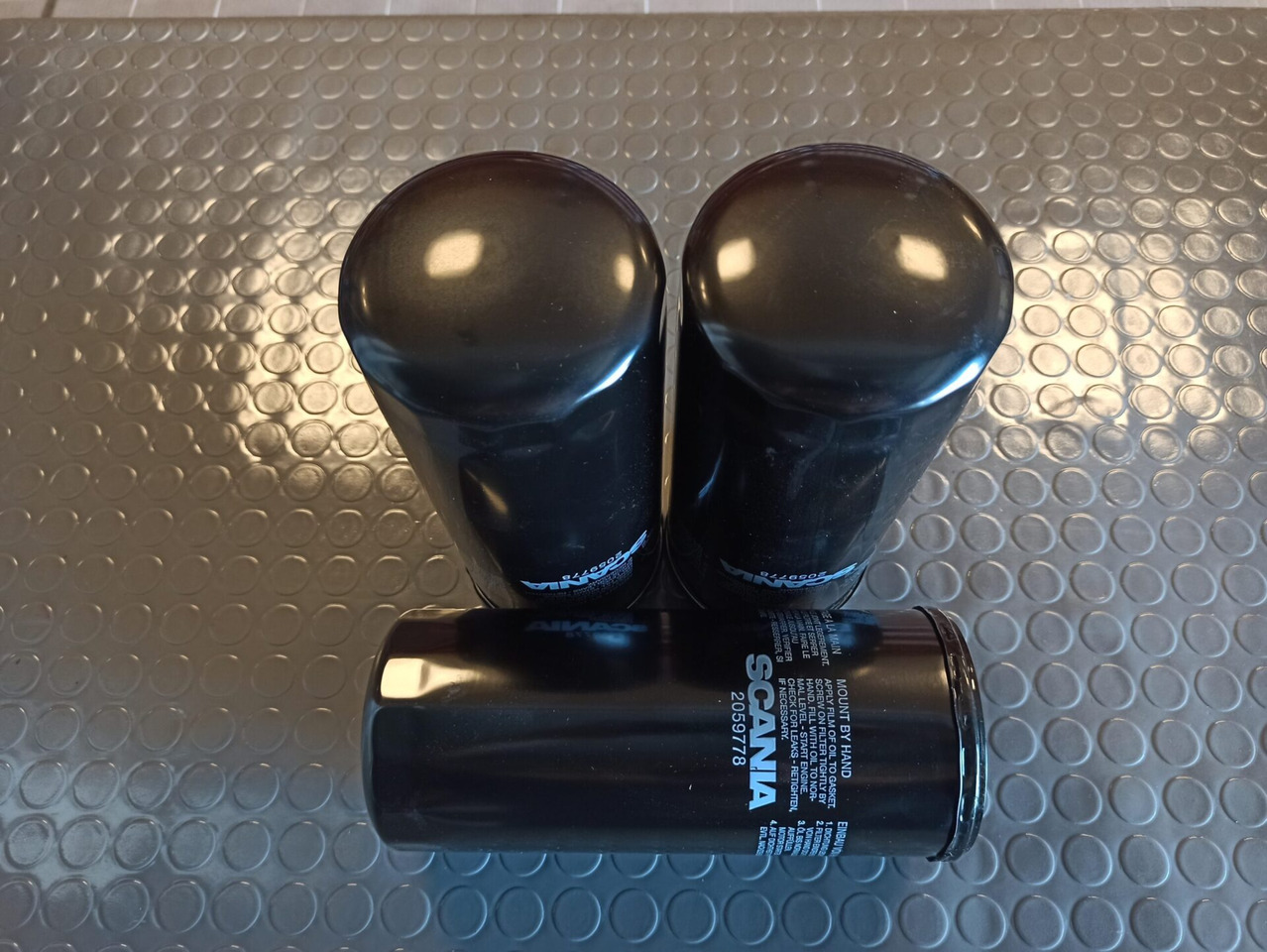 SCANIA OIL FILTER - 2059778 - Filtre à huile pour Camion: photos 1 SCANIA OIL FILTER - 2059778 - Filtre à huile pour Camion: photos 1