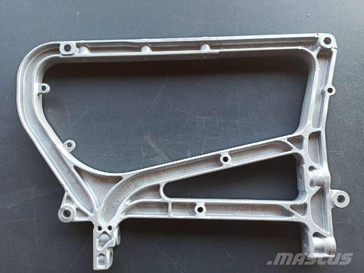VOLVO ADBLUE TANK BRACKET - 21887348 - AdBlue réservoir pour Camion: photos 1 VOLVO ADBLUE TANK BRACKET - 21887348 - AdBlue réservoir pour Camion: photos 1