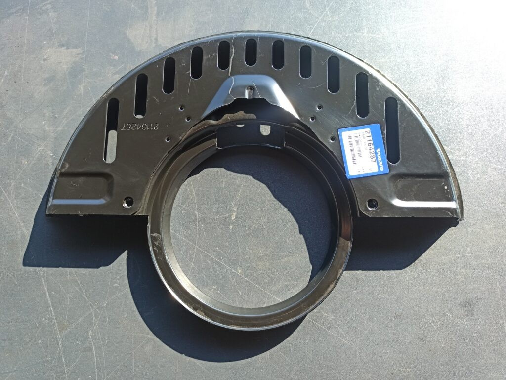 VOLVO BACK PLATE 21164287 - Pièces de frein pour Camion: photos 2 VOLVO BACK PLATE 21164287 - Pièces de frein pour Camion: photos 2