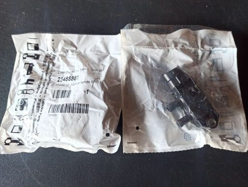 VOLVO DIFFERENTIAL PRESSURE SENSOR - 23488881 - Capteur pour Camion: photos 1 VOLVO DIFFERENTIAL PRESSURE SENSOR - 23488881 - Capteur pour Camion: photos 1