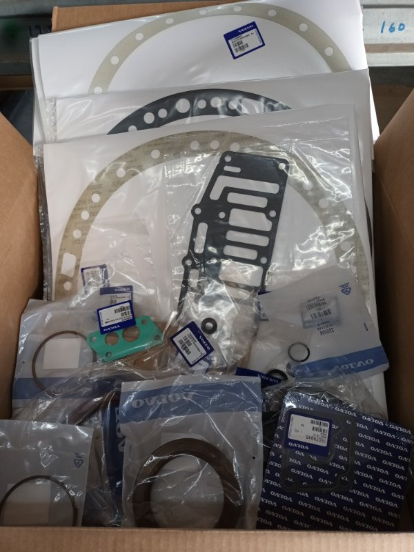 VOLVO GASKET KIT 11990483 - Joint moteur pour Camion: photos 2 VOLVO GASKET KIT 11990483 - Joint moteur pour Camion: photos 2