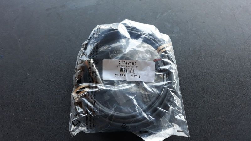 VOLVO SENSOR - 21247161 - Capteur pour Camion: photos 1 VOLVO SENSOR - 21247161 - Capteur pour Camion: photos 1