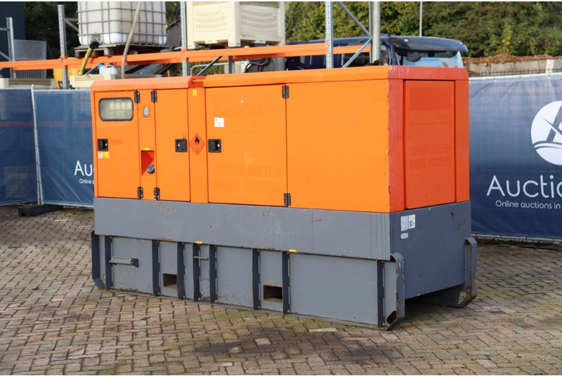 Atlas-Copco QAS150 - Groupe électrogène: photos 4 Atlas-Copco QAS150 - Groupe électrogène: photos 4